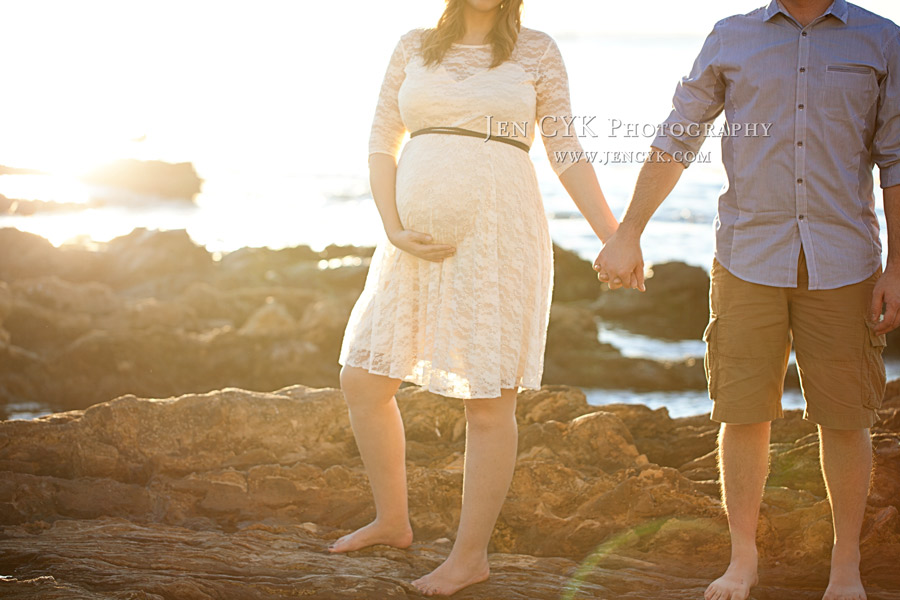 Beach Couples Maternity Pictures (1)