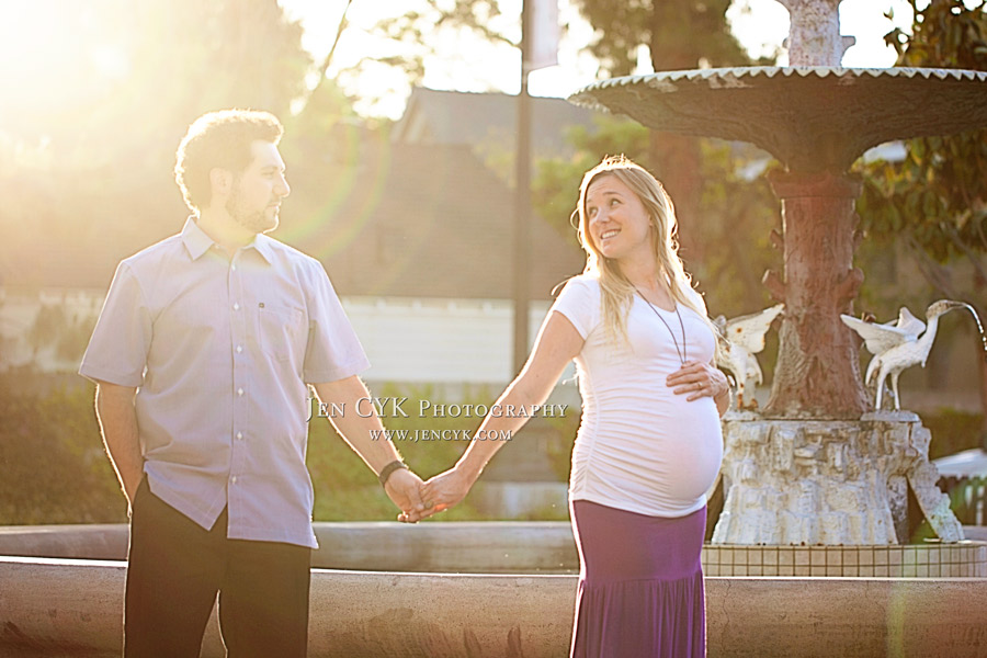 Orange Circle Maternity Photos (5)