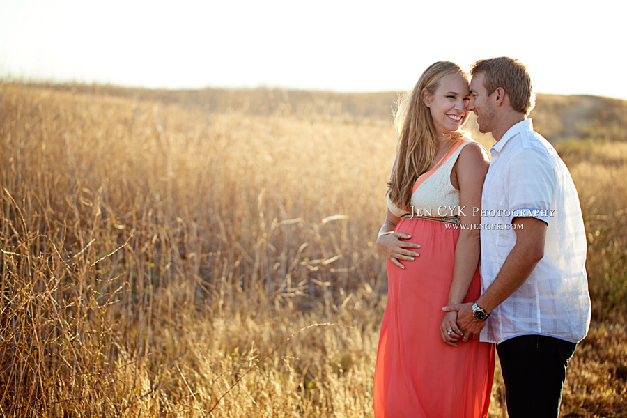 Beautiful Maternity Pictures (5)