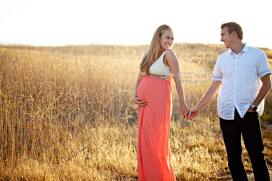 Beautiful Maternity Pictures (6)