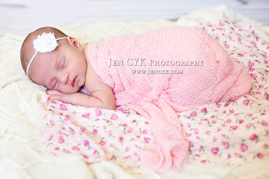 Amazing Newborn Poses (1)