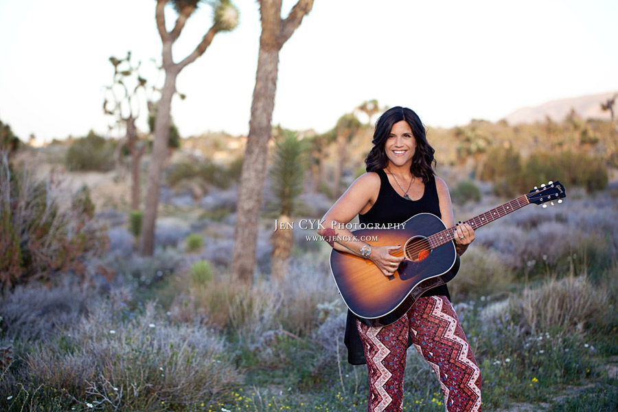 Girl With Guitar Photography (4)