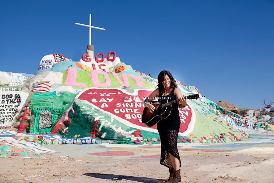 Salvation Mountain Girl Guitar (11)