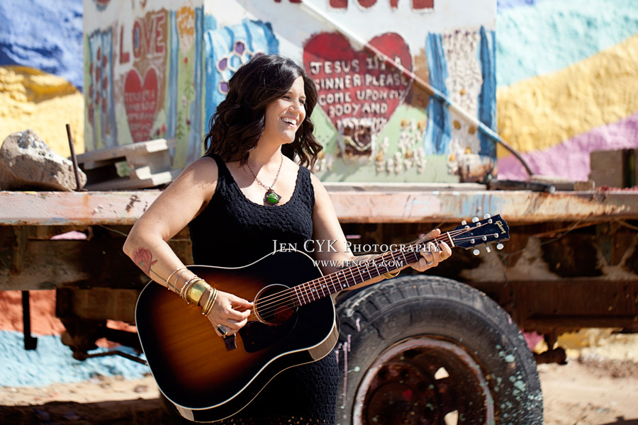 Salvation Mountain Girl Guitar (3)