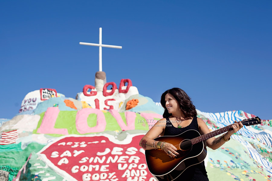 Salvation Mountain Girl Guitar (9)