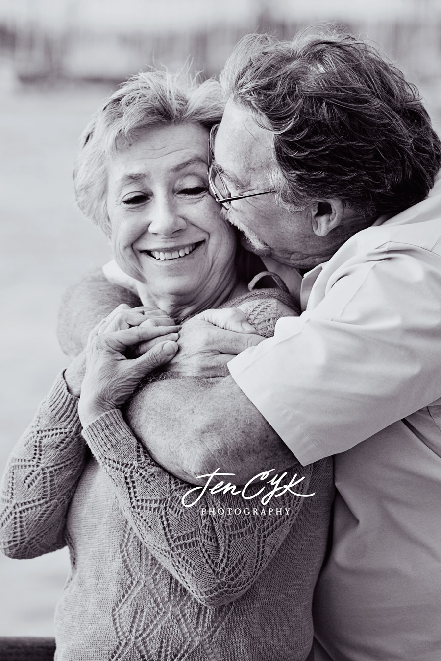 Long Beach Marina Engagement Photos (9)