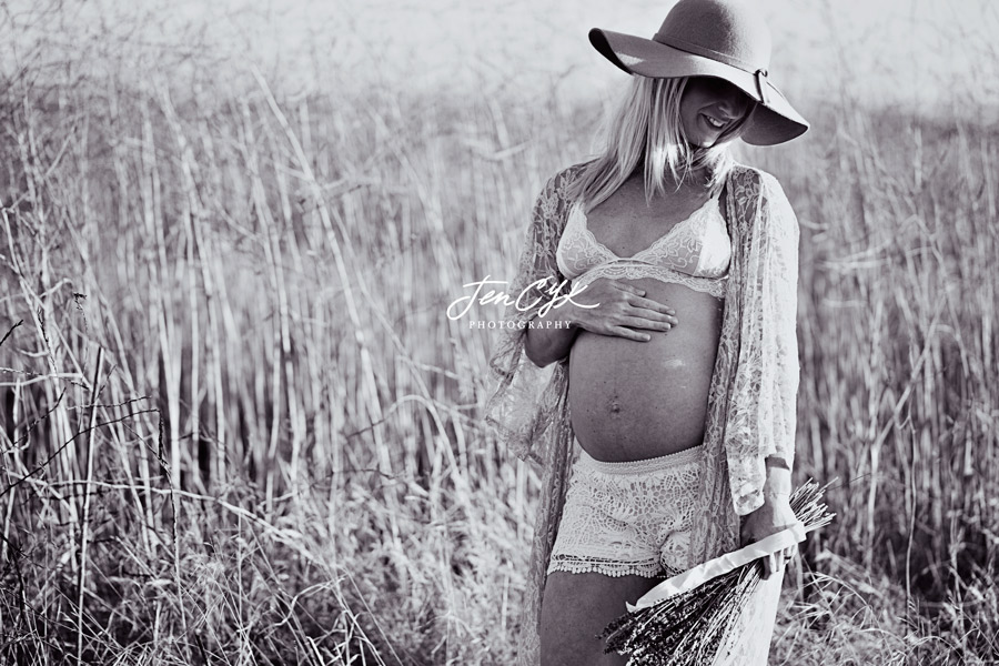 Stunning OC Maternity Photos (14)