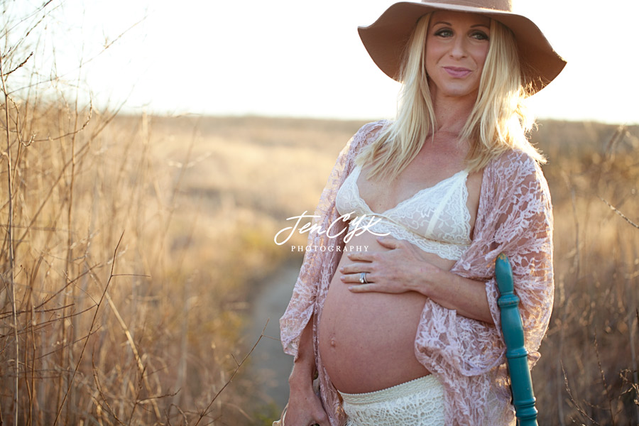 Stunning OC Maternity Photos (18)