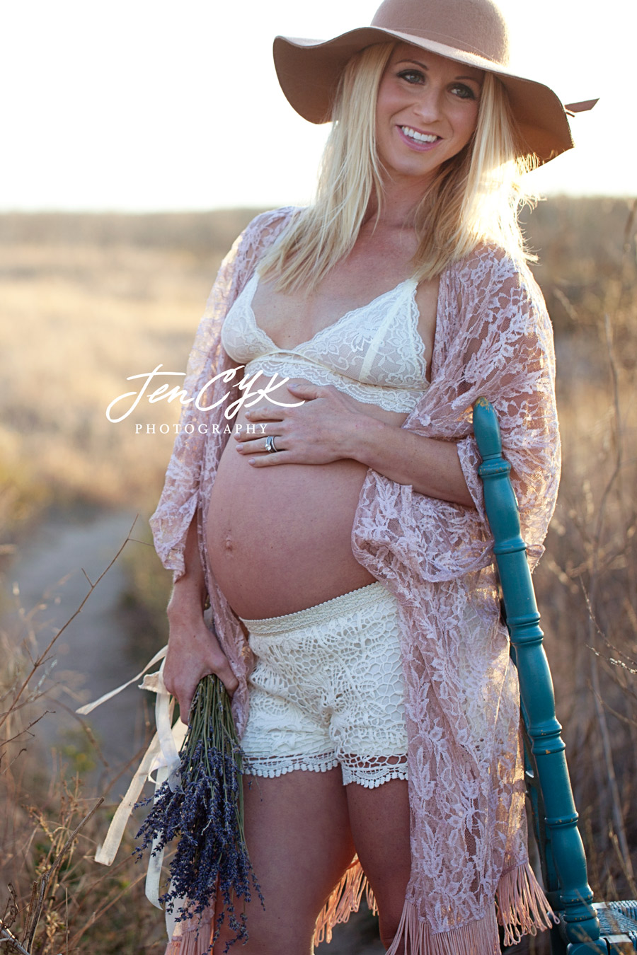 Stunning OC Maternity Photos (19)
