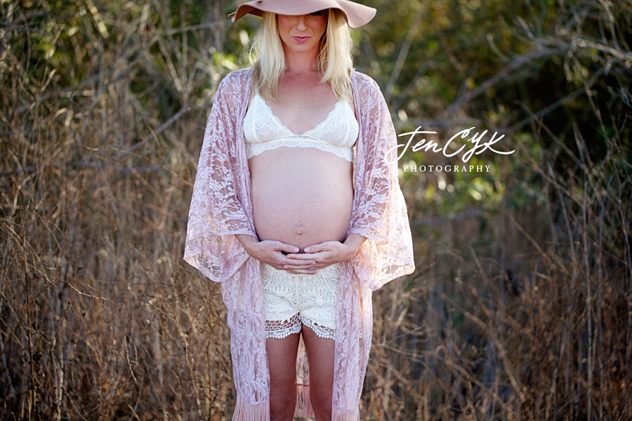 Stunning OC Maternity Photos (2)