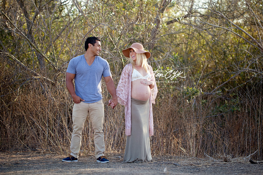 Stunning OC Maternity Photos (5)