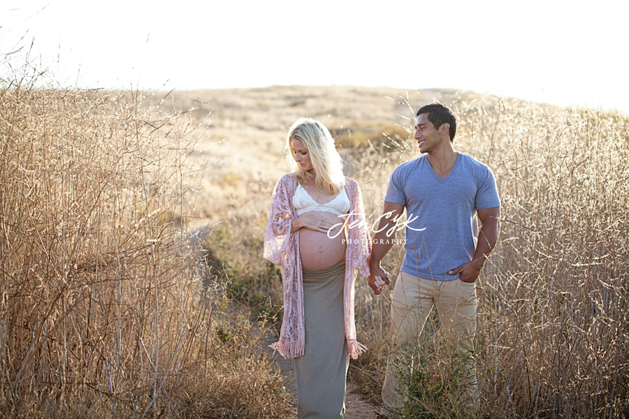 Stunning OC Maternity Photos (9)