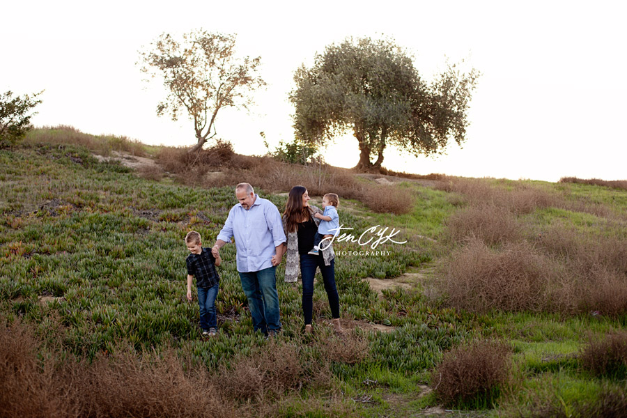 Sunset HB Family Pics (14)