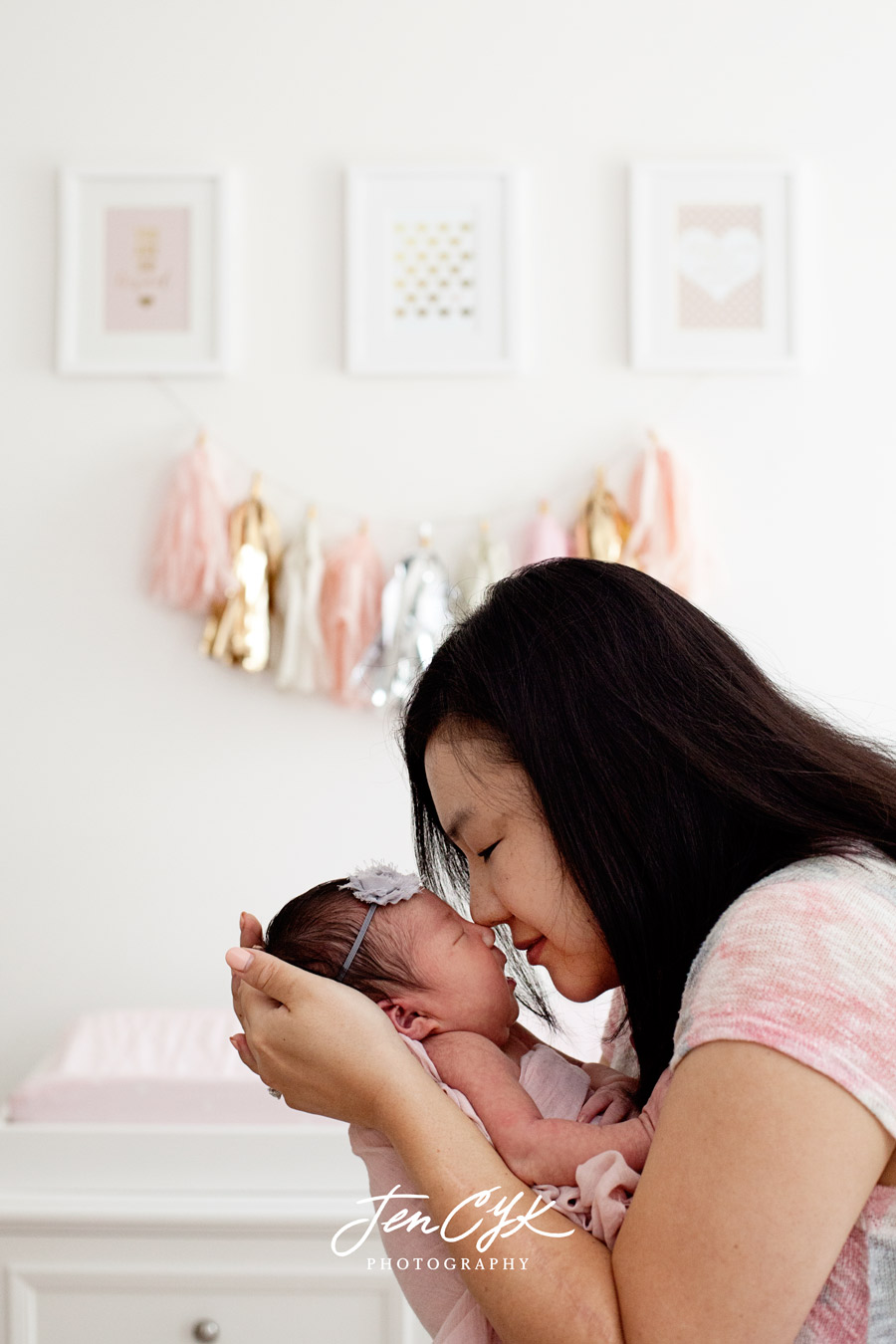 Best LA Newborn Photos (9)